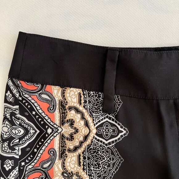 Cache Vintage Bandana Print Mini Shorts - Picture 4 of 6